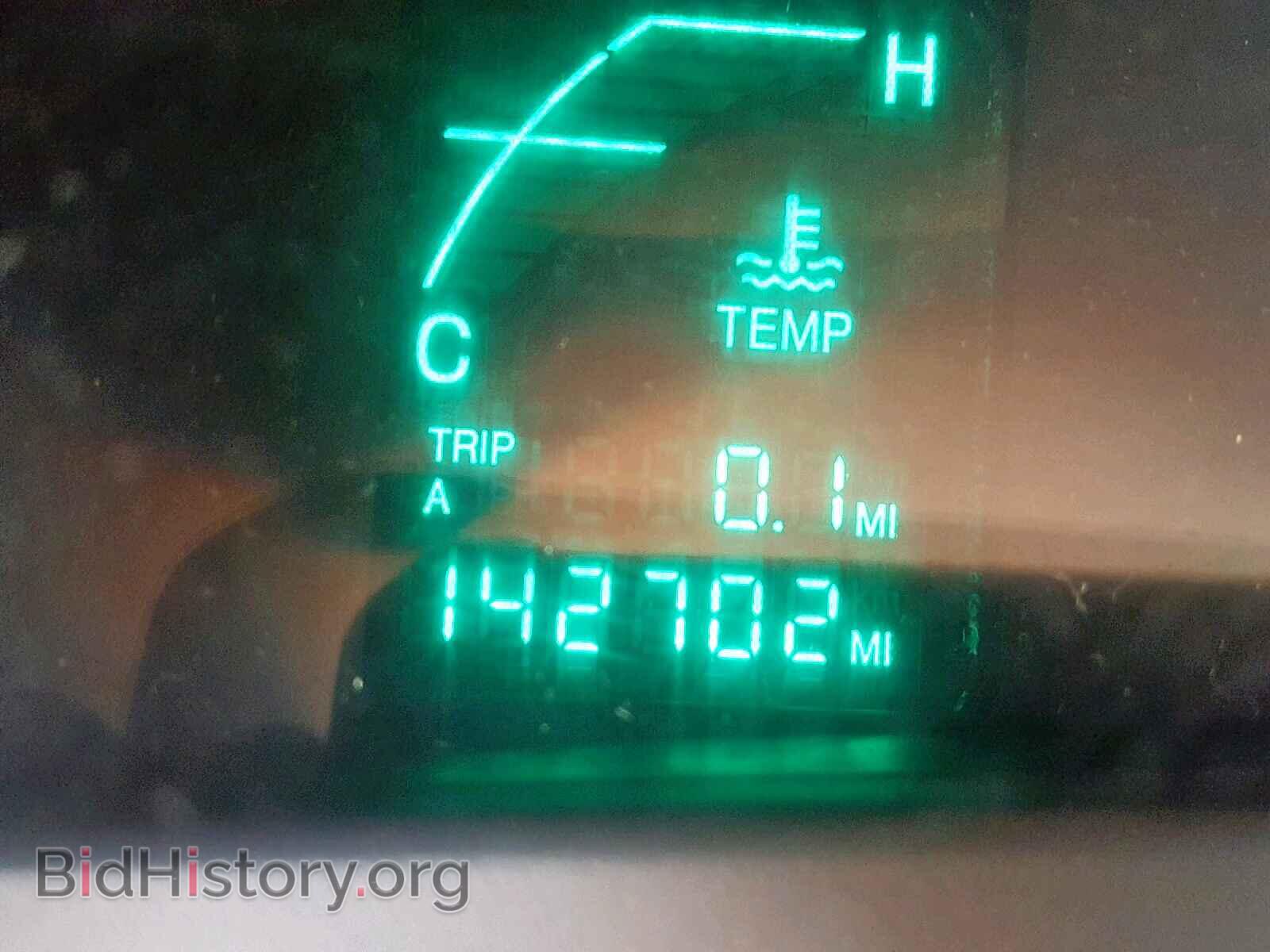 2000 CADILLAC DEVILLE - VIN: 1G6KD54Y2YU252219 - Фото 8