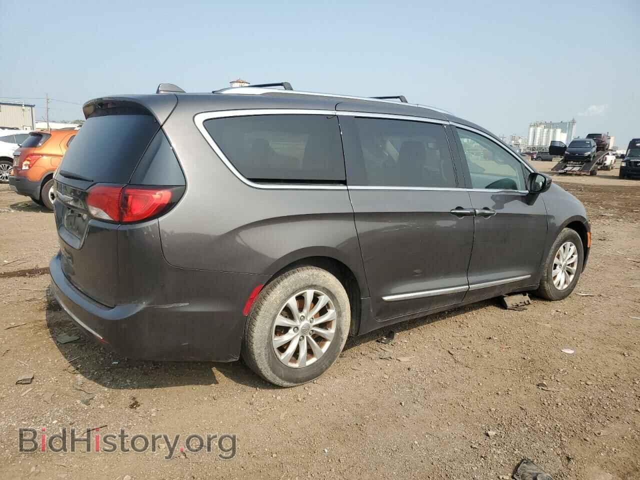 2018 CHRYSLER PACIFICA - VIN: 2C4RC1BG7JR100666 - Фото 3