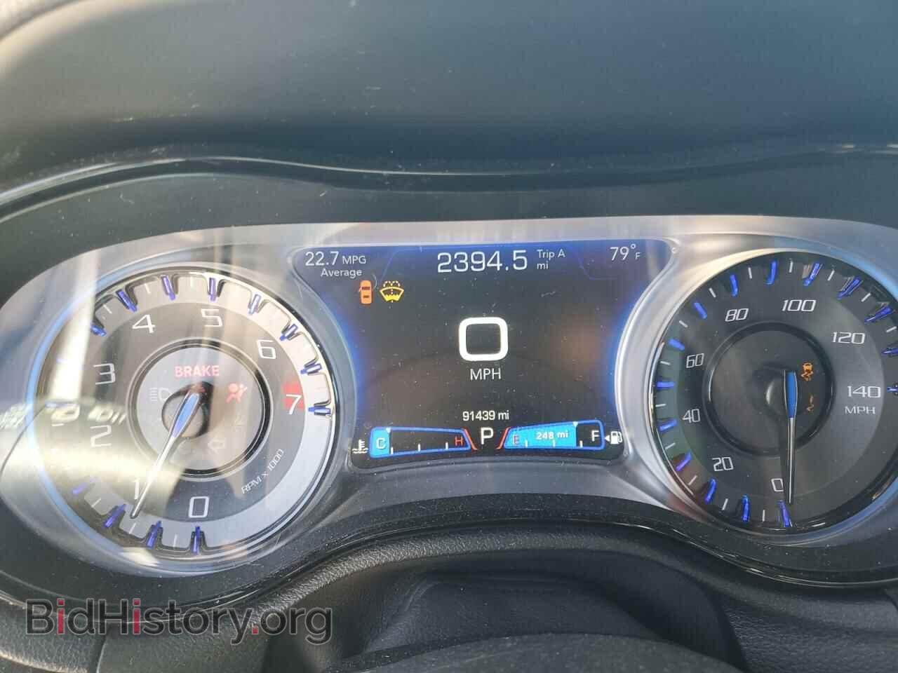 2019 CHRYSLER 300 - VIN: 2C3CCAGG0KH573447 - Фото 9