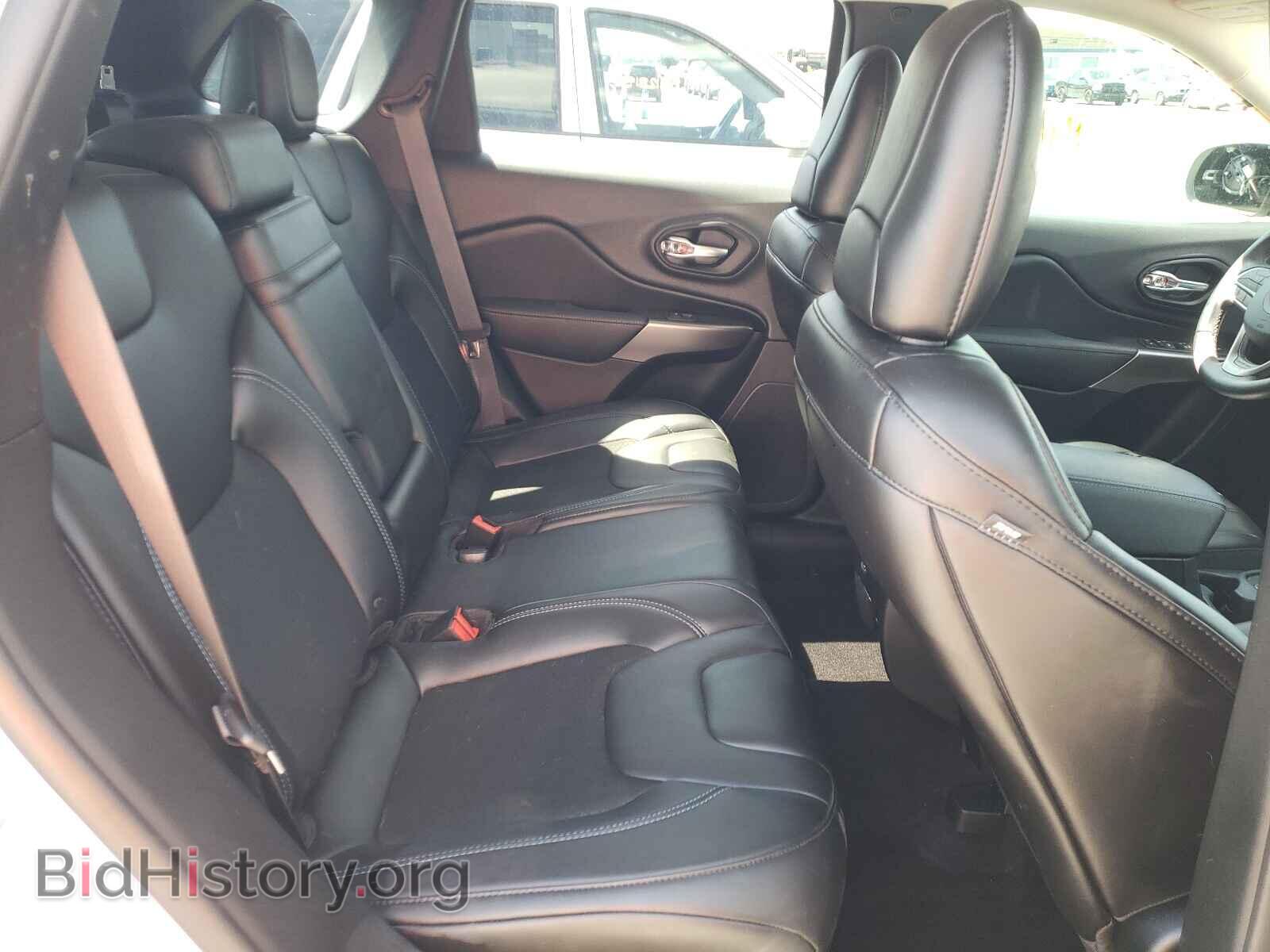 2019 JEEP CHEROKEE - VIN: 1C4PJLLB0KD249159 - Фото 6