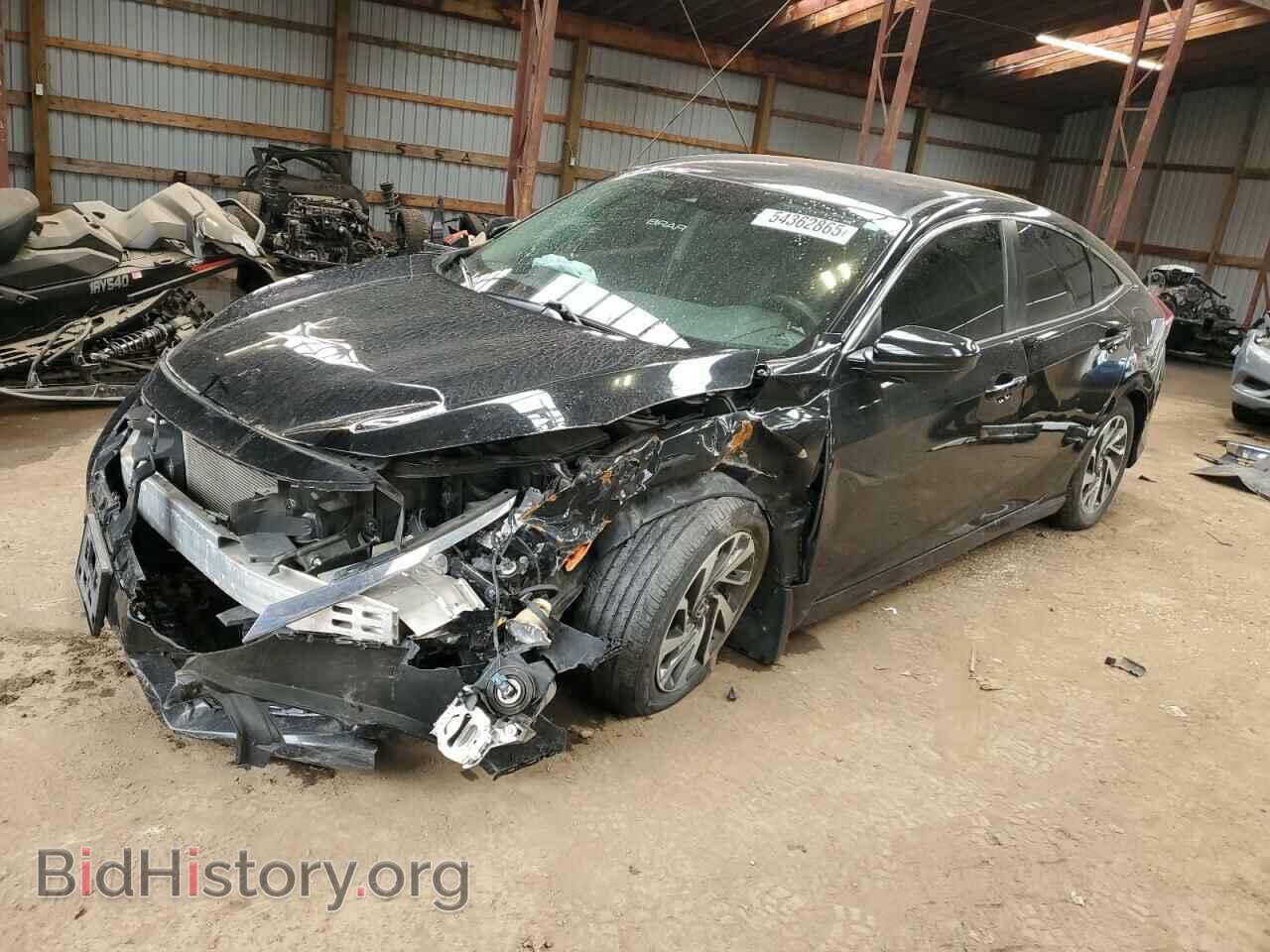 Photo 2HGFC2F62JH040748 - HONDA CIVIC 2018