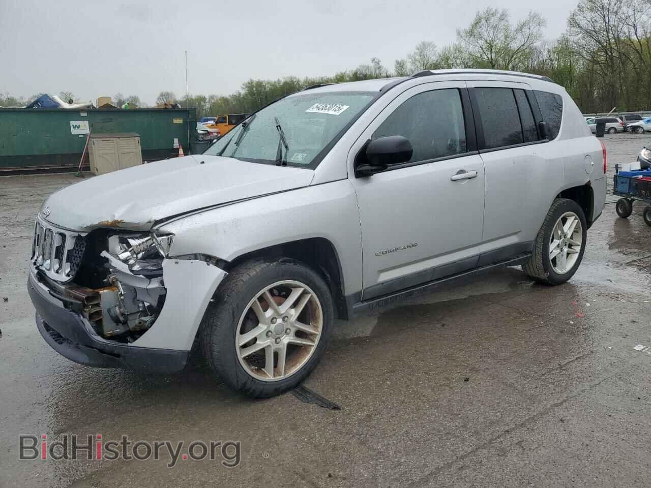 Photo 1J4NF5FB1BD154281 - JEEP COMPASS 2011