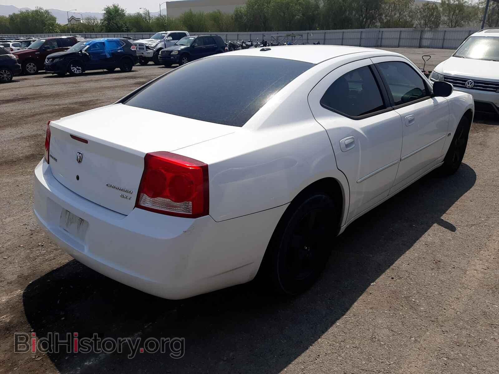 2010 DODGE CHARGER - VIN: 2B3CA3CV0AH307573 - Фото 4
