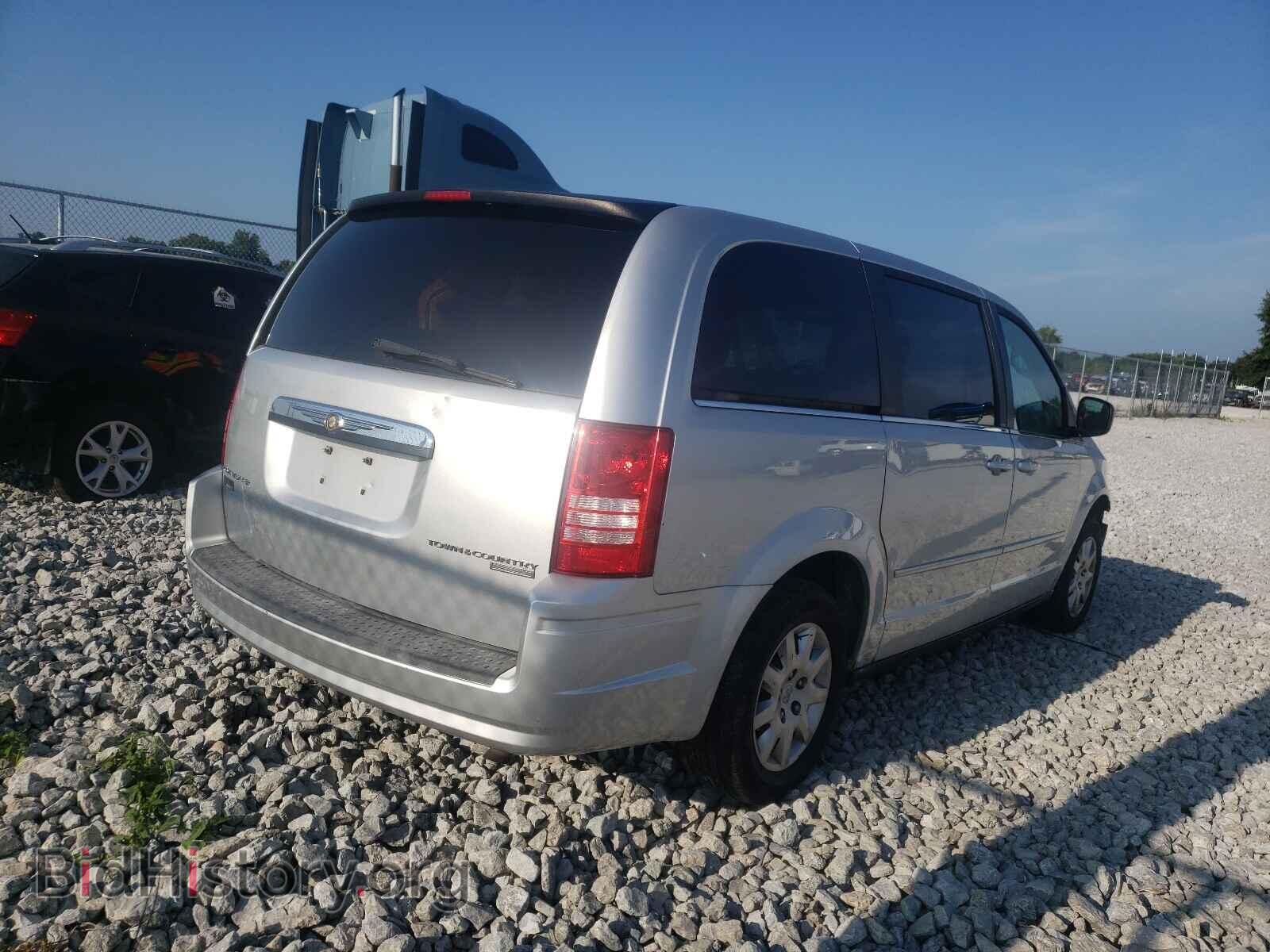 2010 CHRYSLER MINIVAN - VIN: 2A4RR4DE4AR206403 - Photo 4