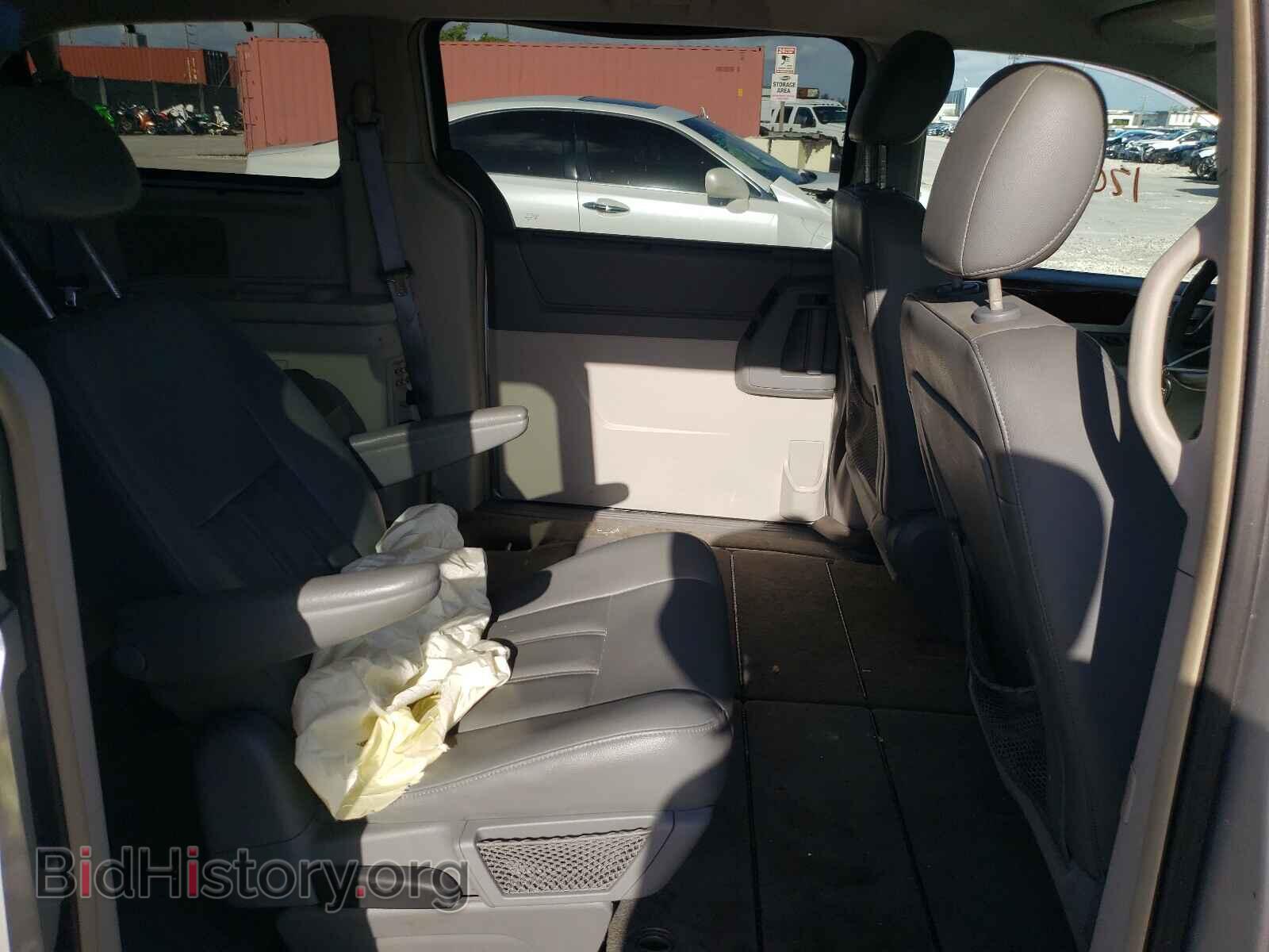 2010 CHRYSLER MINIVAN - VIN: 2A4RR5D12AR133714 - Фото 6