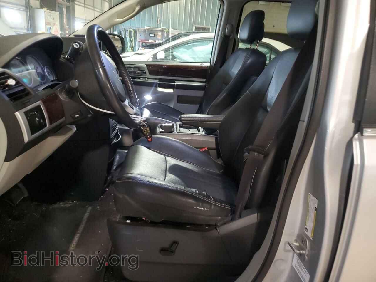2010 CHRYSLER MINIVAN - VIN: 2A4RR8D10AR481111 - Photo 7