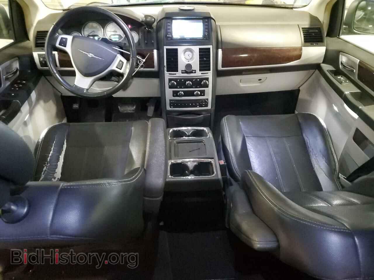 2010 CHRYSLER MINIVAN - VIN: 2A4RR8D10AR481111 - Photo 8