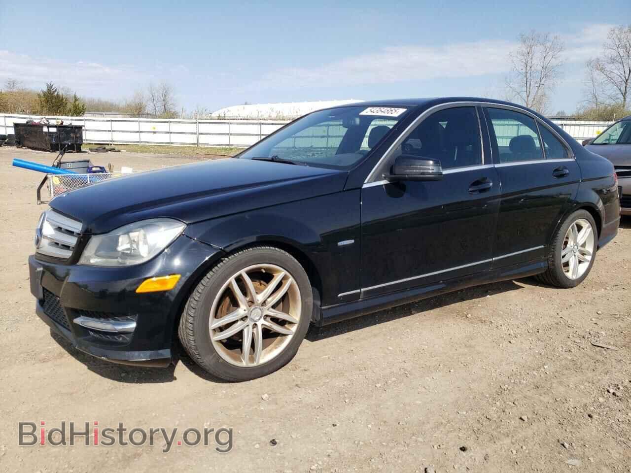Photo WDDGF4HB2CR215718 - MERCEDES-BENZ C-CLASS 2012