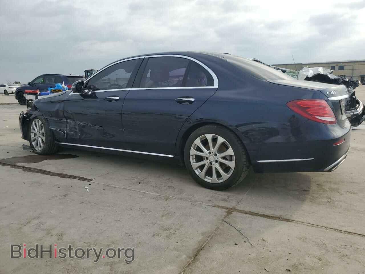 2017 MERCEDES-BENZ E-CLASS - VIN: WDDZF4JB9HA115480 - Фото 2