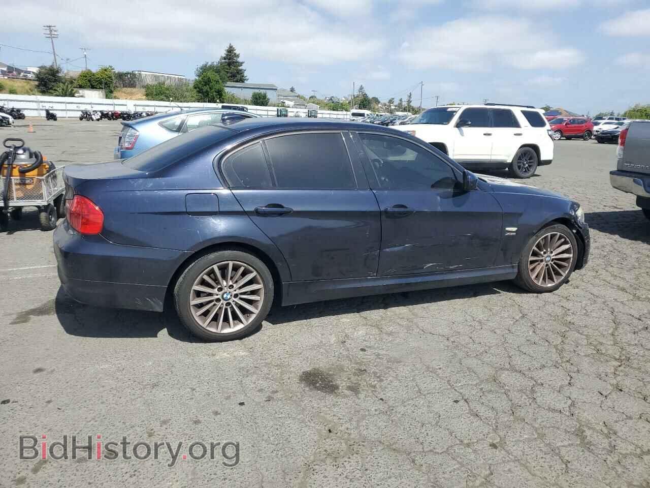 2009 BMW 3 SERIES - VIN: WBAPK73519A455596 - Фото 3