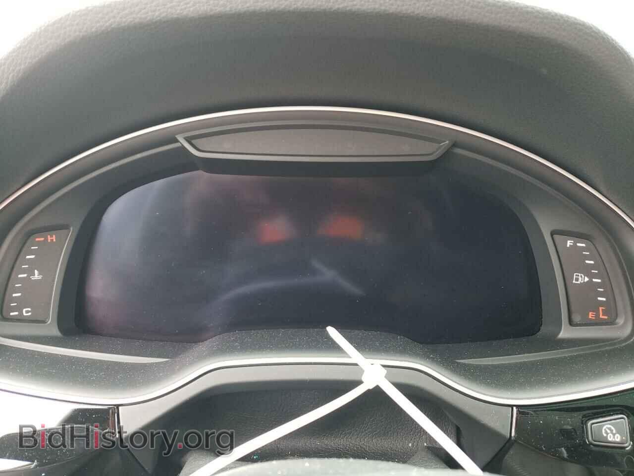 2017 AUDI Q7 - VIN: WA1VAAF76HD058450 - Фото 9