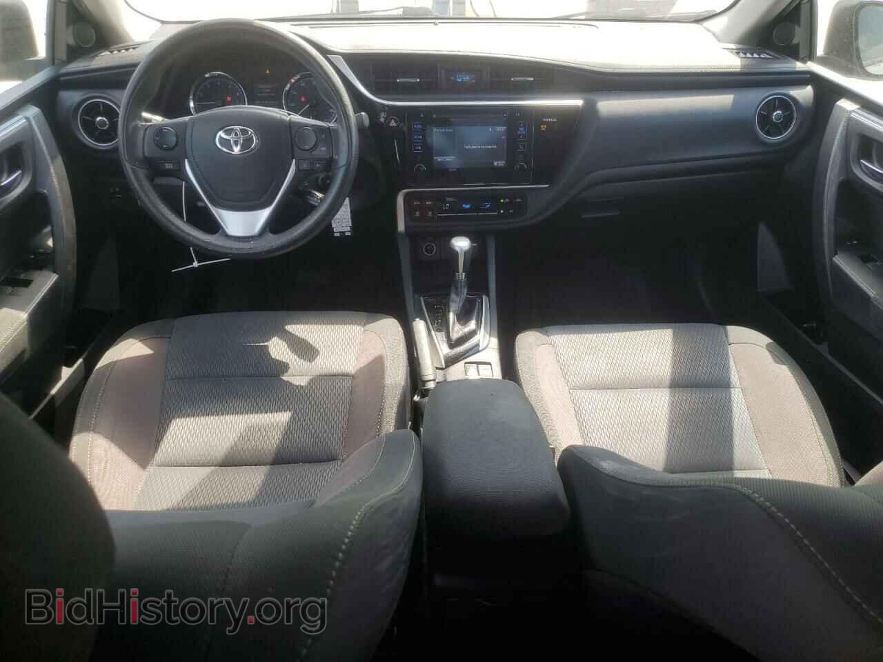 2017 TOYOTA COROLLA - VIN: 2T1BURHE4HC831066 - Фото 8