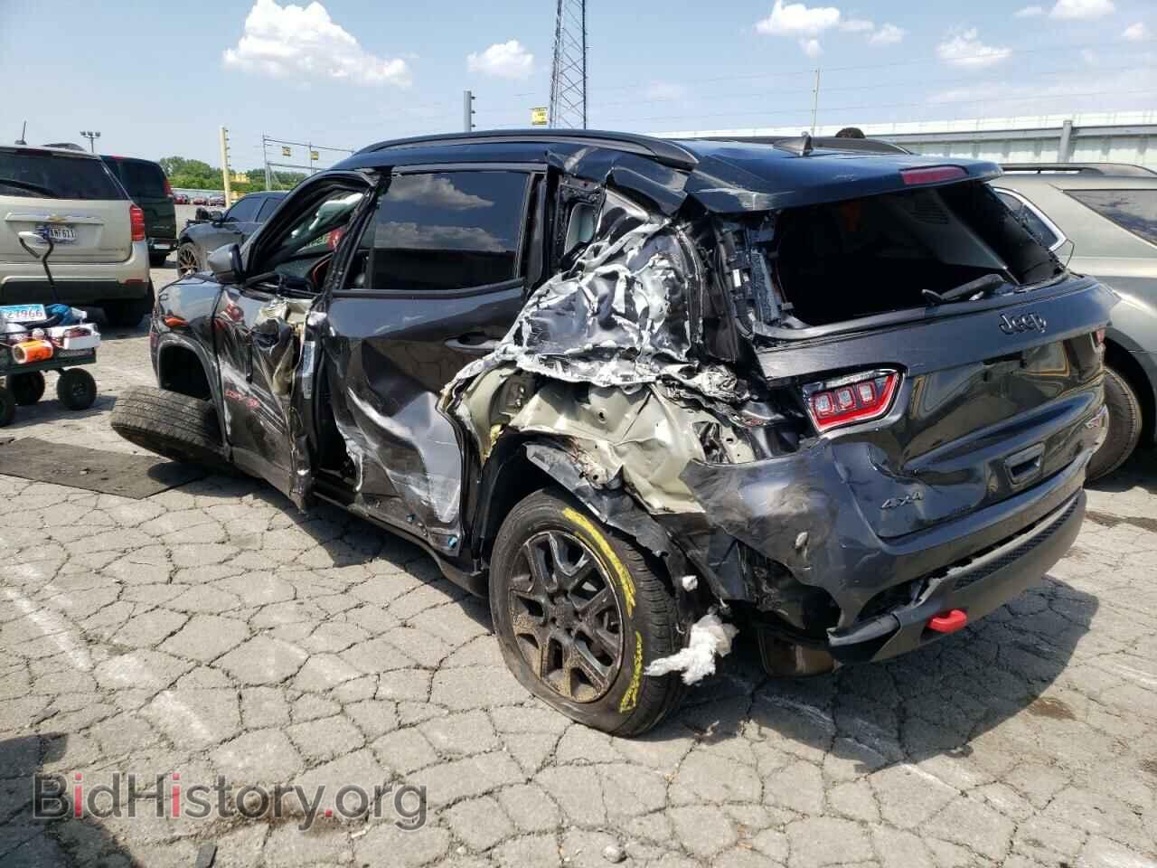 2019 JEEP COMPASS - VIN: 3C4NJDDB7KT721802 - Фото 2
