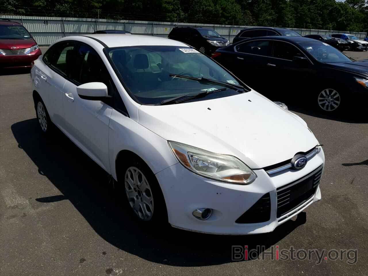 Photo 1FAHP3F2XCL297134 - FORD FOCUS 2012