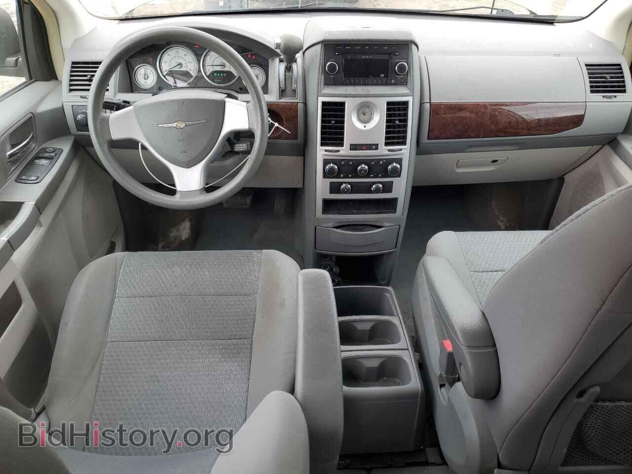 2010 CHRYSLER MINIVAN - VIN: 2A4RR2D16AR428913 - Фото 8