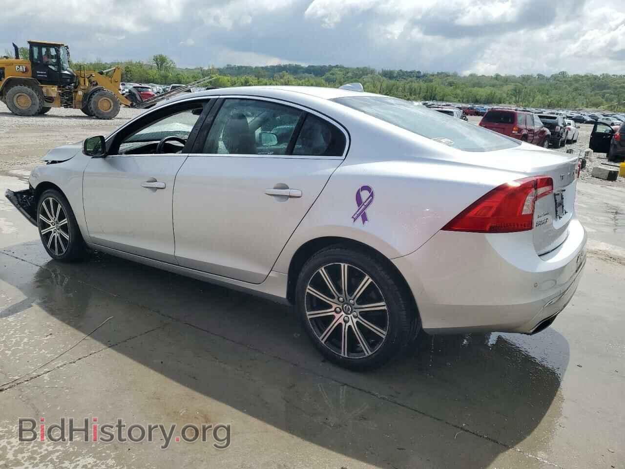 2017 VOLVO S60 - VIN: LYV402HMXHB129950 - Фото 2