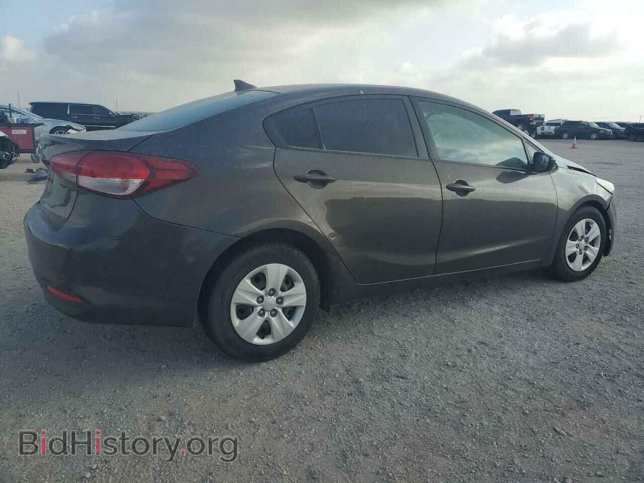 2017 KIA FORTE - VIN: 3KPFK4A71HE093427 - Фото 3