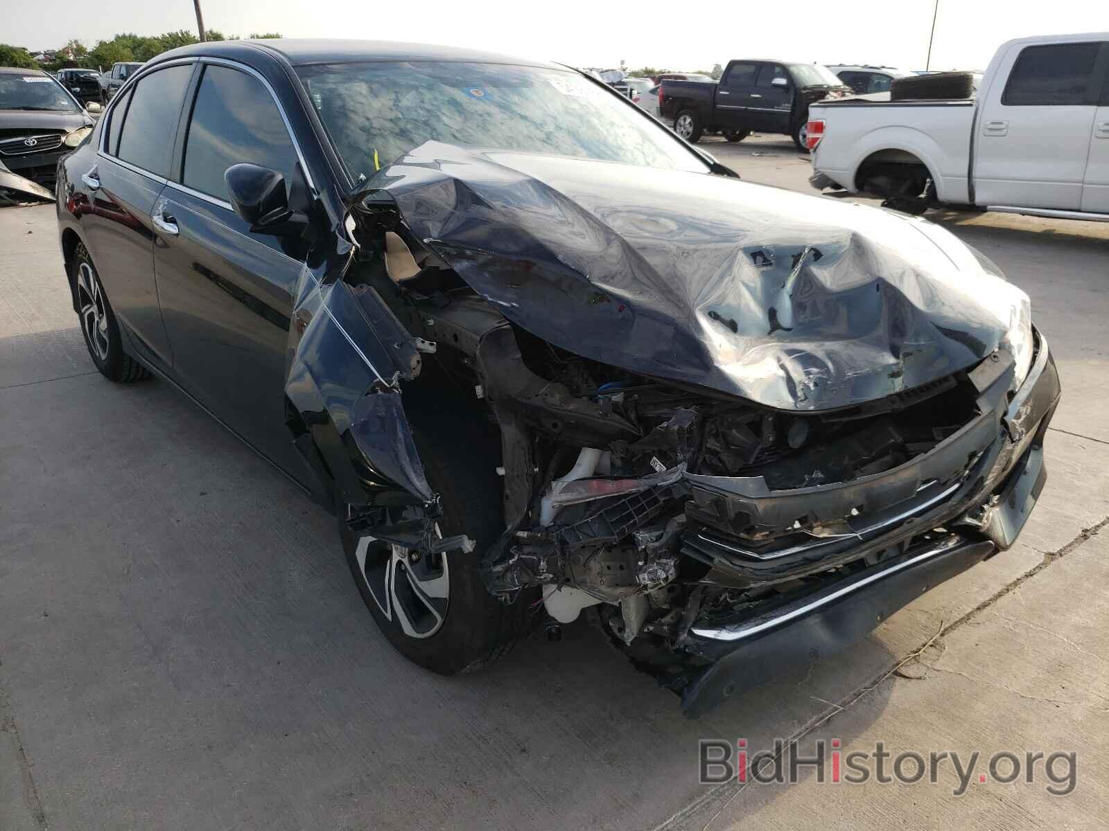 Photo 1HGCR2F30HA116614 - HONDA ACCORD 2017