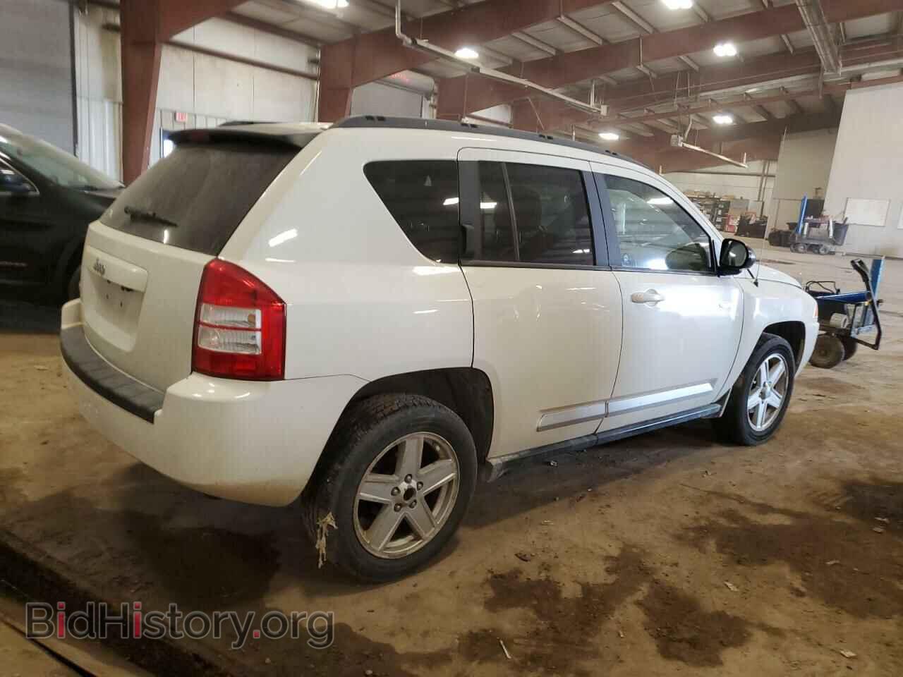 2010 JEEP COMPASS - VIN: 1J4NF4FB4AD622478 - Фото 3
