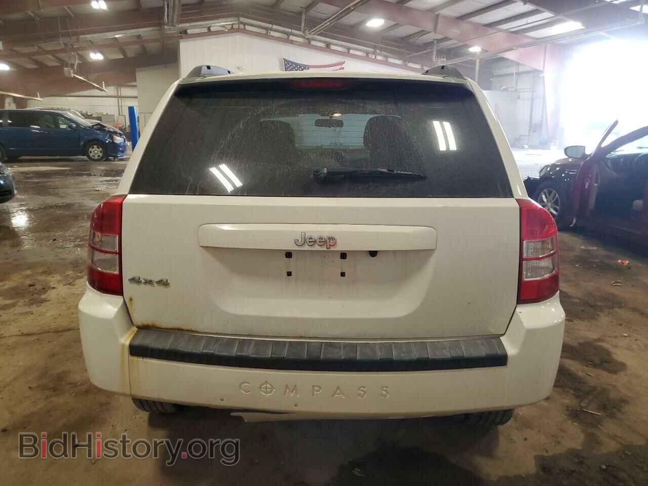 2010 JEEP COMPASS - VIN: 1J4NF4FB4AD622478 - Фото 6