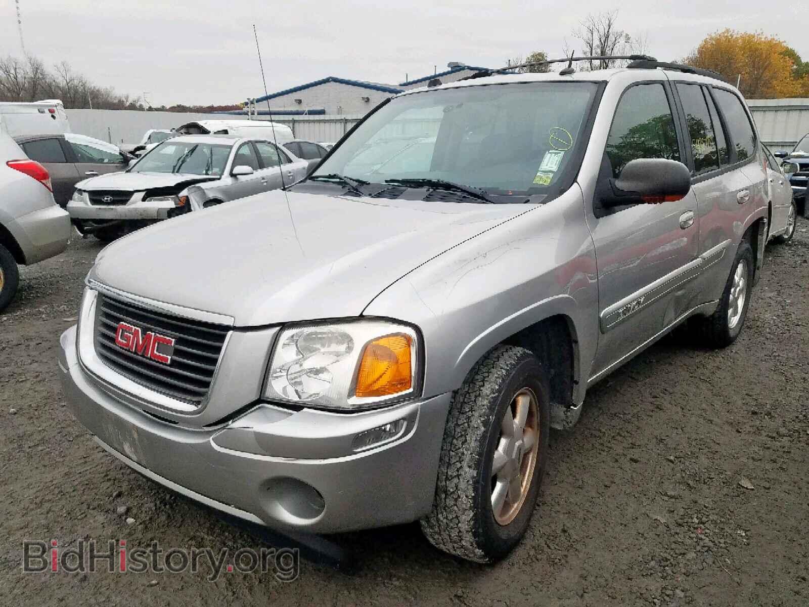 2005 GMC ENVOY - VIN: 1GKDT13S352224696 - Фото 2