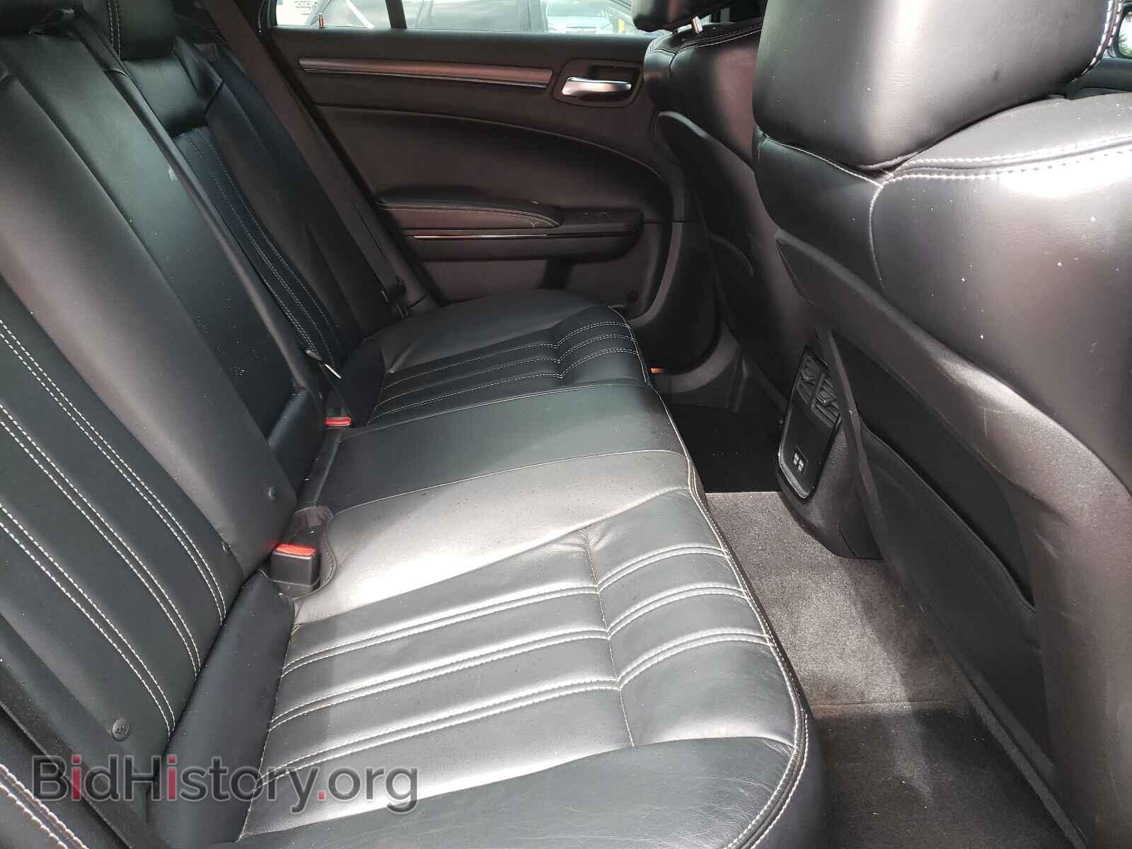 2015 CHRYSLER 300 - VIN: 2C3CCAGGXFH904640 - Фото 6