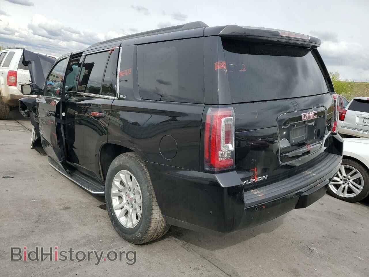 2019 GMC YUKON - VIN: 1GKS2BKC2KR156159 - Фото 2