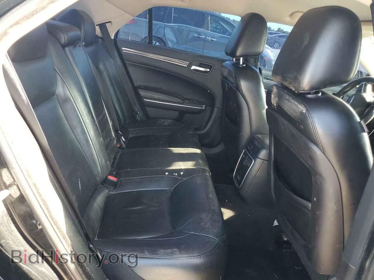 2018 CHRYSLER 300 - VIN: 2C3CCAAG0JH275973 - Фото 10
