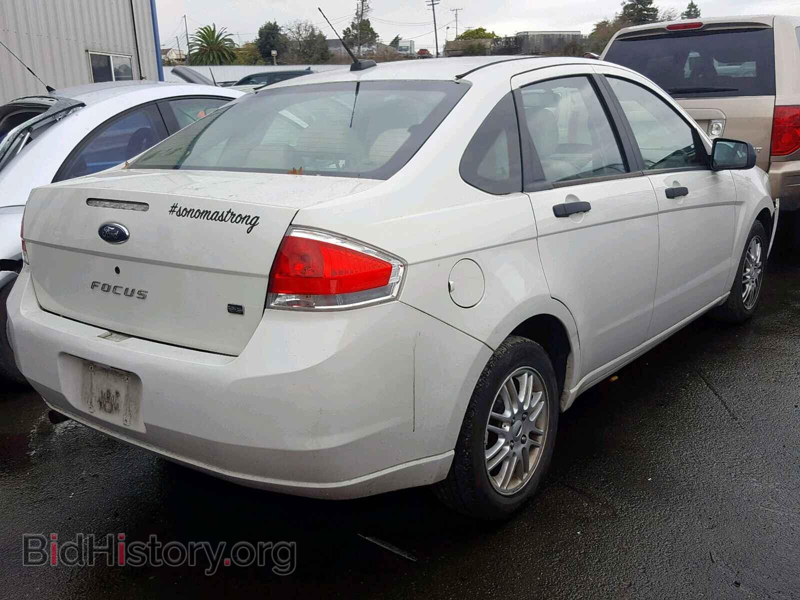 2009 FORD FOCUS - VIN: 1FAHP35N59W106237 - Фото 4