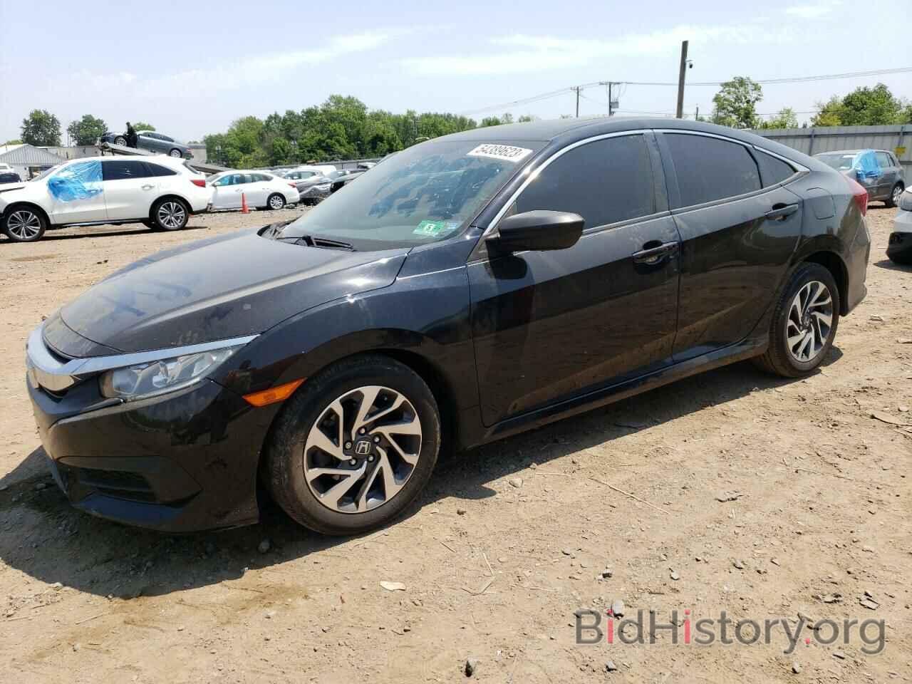 Photo 2HGFC2F79JH528099 - HONDA CIVIC 2018