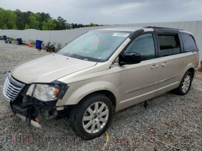 2015 Chrysler MINIVAN Touring, beige — VIN 2C4RC1BG6FR526176, Copart