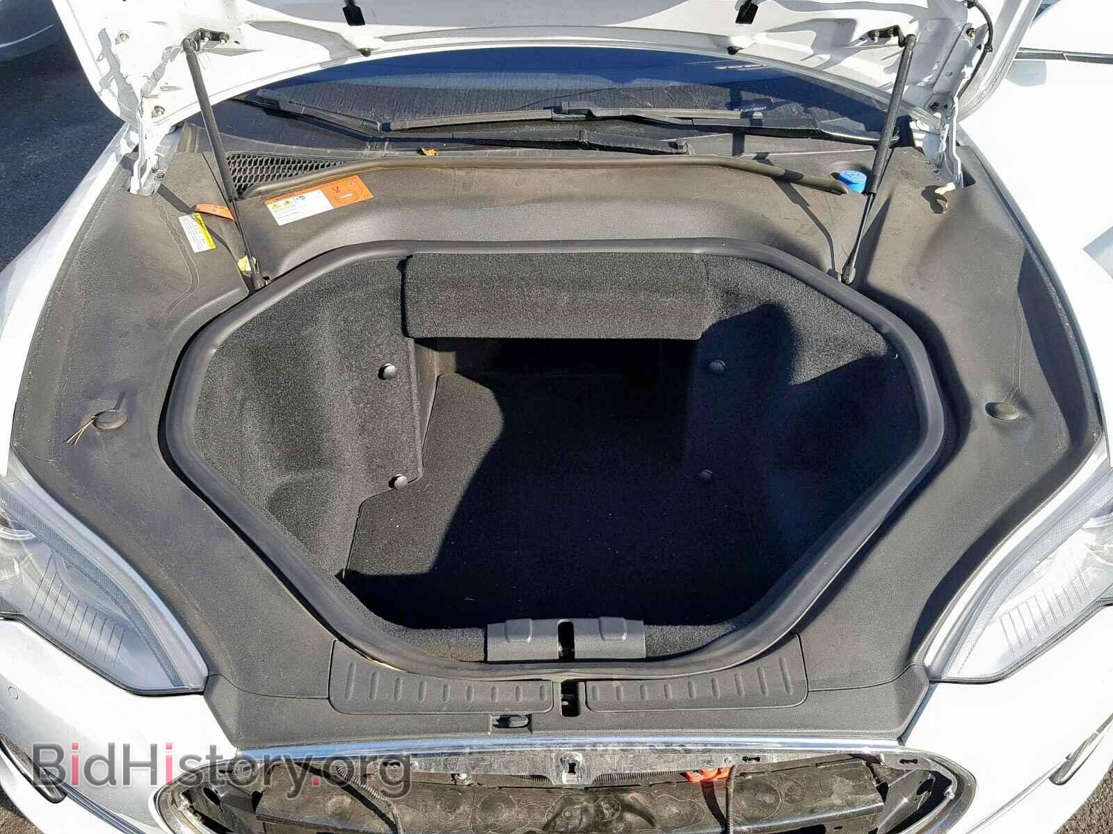 2014 TESLA MODEL S - VIN: 5YJSA1H1XEFP33917 - Фото 7