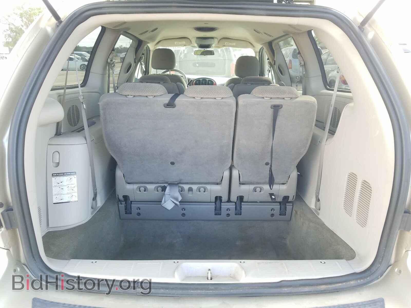 2006 CHRYSLER MINIVAN - VIN: 2A4GP44RX6R745938 - Photo 9