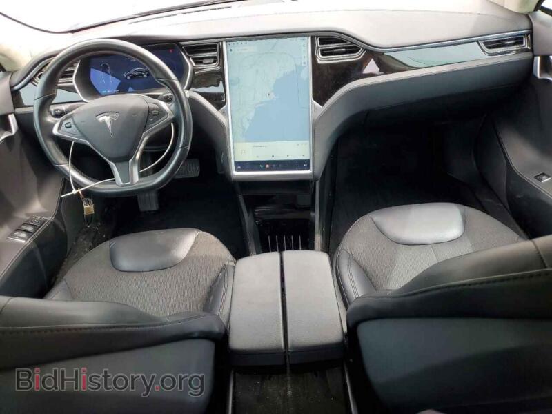 2015 Tesla MODEL S (VIN 5YJSA1E26FF115136) — photo 8 of 12