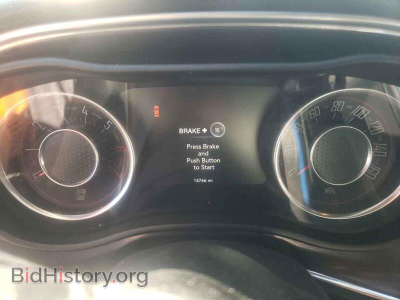 2015 Dodge CHALLENGER (VIN 2C3CDZATXFH822120) — photo 9 of 12