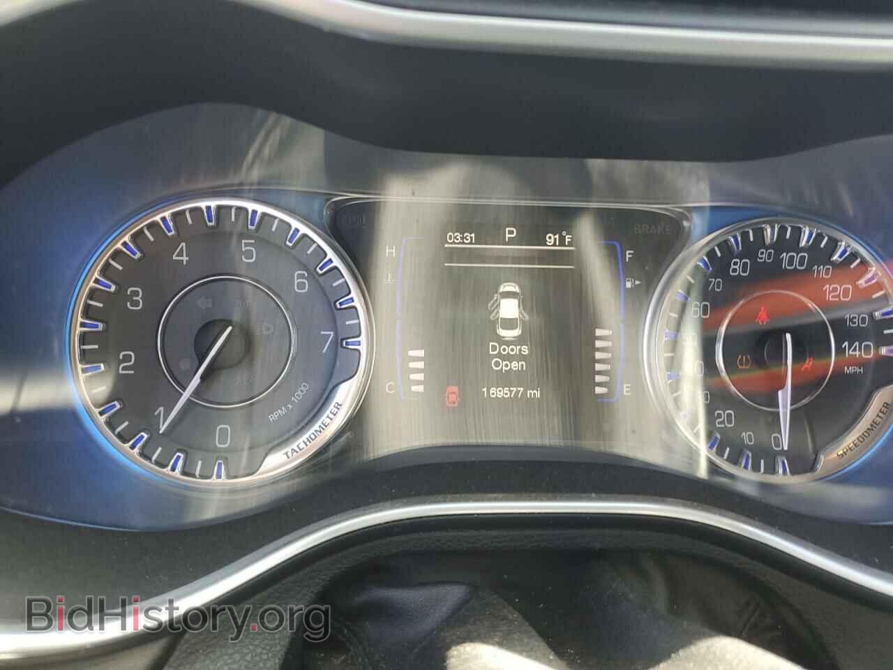2015 CHRYSLER 200 - VIN: 1C3CCCAB5FN685280 - Фото 9