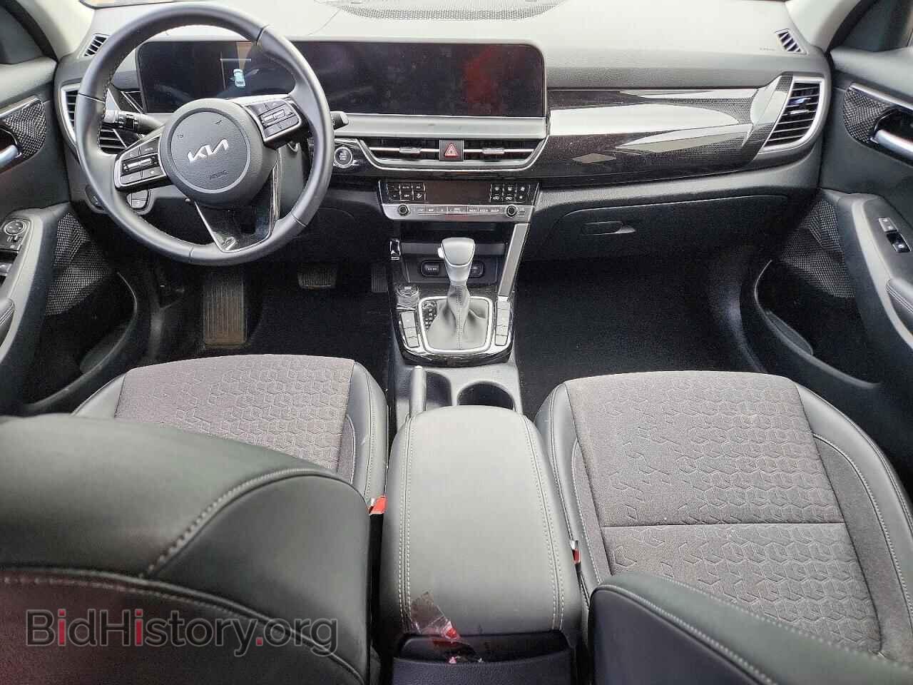 2025 KIA SELTOS - VIN: KNDEUCAA9S7772624 - Фото 8