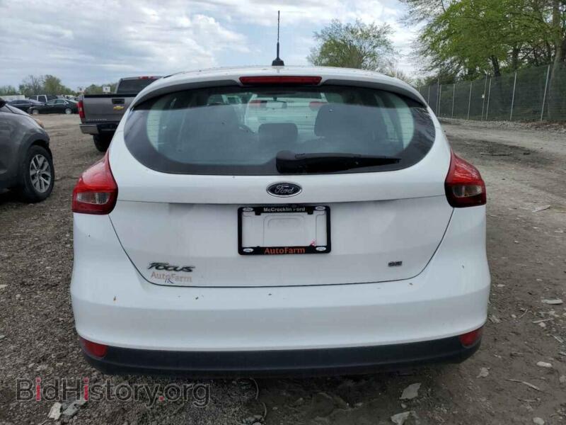 2017 Ford FOCUS (VIN 1FADP3K29HL296536) — фото 6 из 13