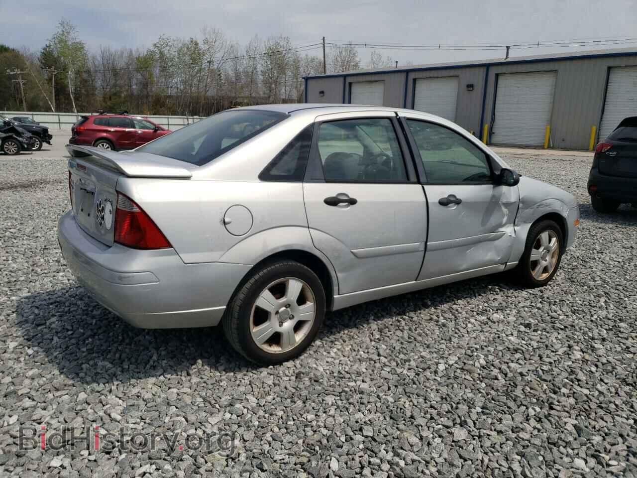 2006 FORD FOCUS - VIN: 1FAHP34N56W166189 - Фото 3