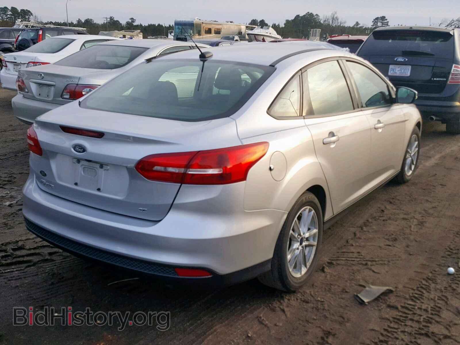 2017 FORD FOCUS - VIN: 1FADP3F2XHL241460 - Фото 4