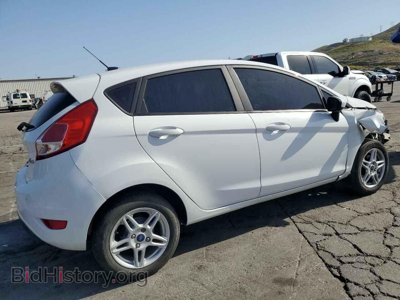 2017 FORD FIESTA - VIN: 3FADP4EJ9HM172032 - Фото 3