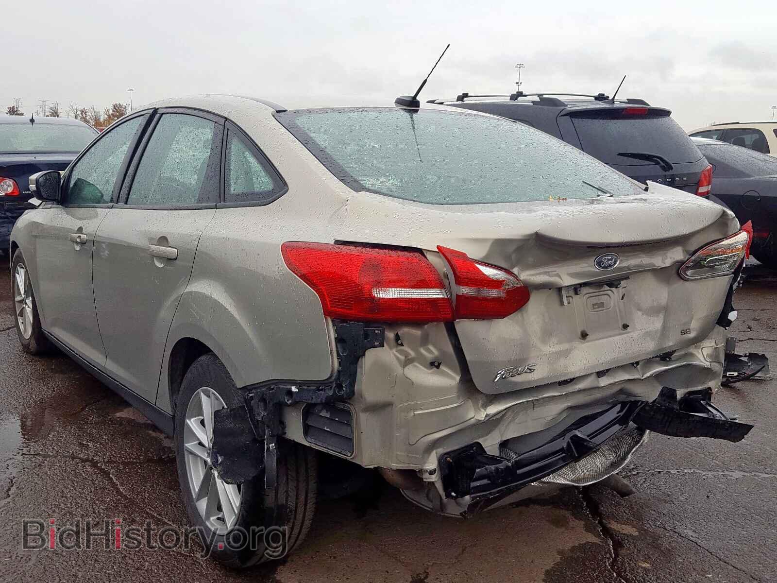 2016 FORD FOCUS SE - VIN: 1FADP3F21GL392900 - Фото 3