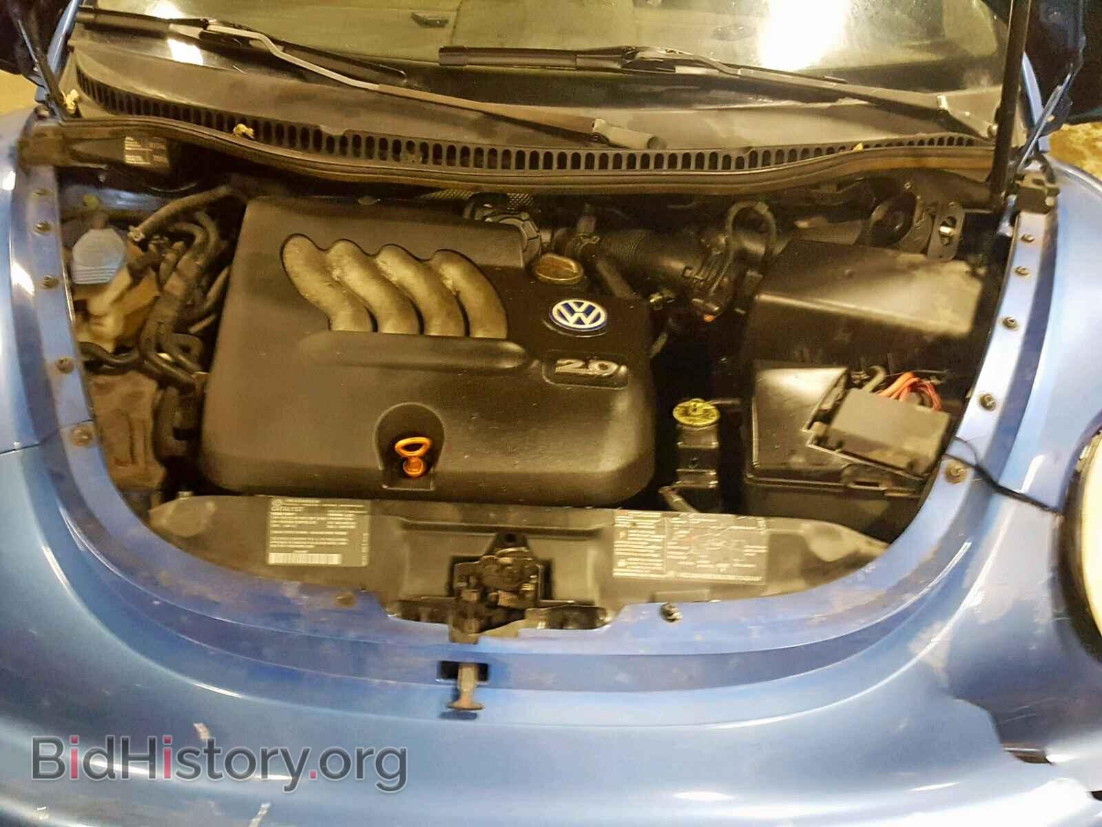 2000 VOLKSWAGEN BEETLE - VIN: 3VWCA21C8YM450872 - Фото 7