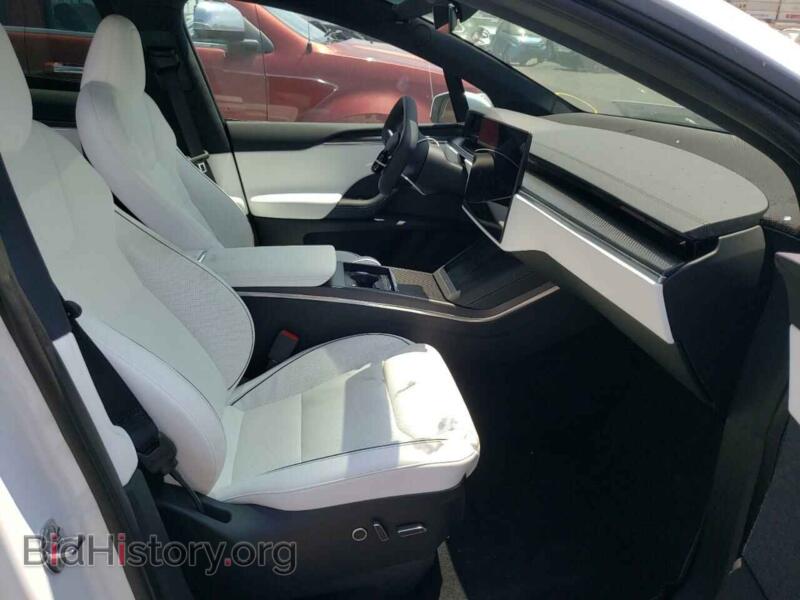2022 Tesla MODEL X (VIN 7SAXCBE61NF349324) — фото 5 из 10