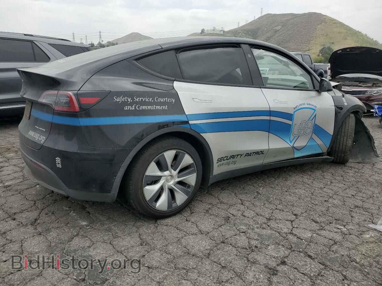 2024 TESLA MODEL Y - VIN: 7SAYGDEE8RA238798 - Фото 3
