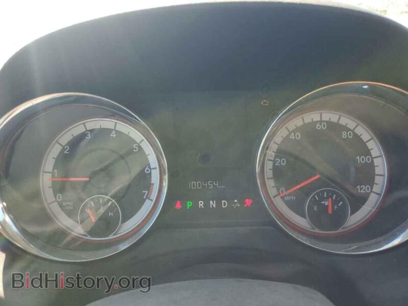 2011 Dodge CARAVAN (VIN 2D4RN3DG7BR709215) — фото 9 из 13