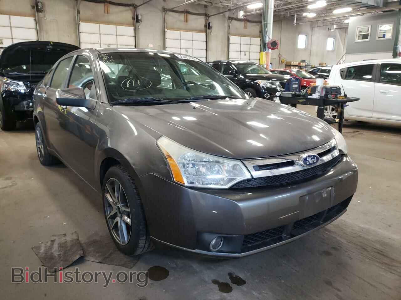 Photo 1FAHP3HN1BW149457 - FORD FOCUS 2011
