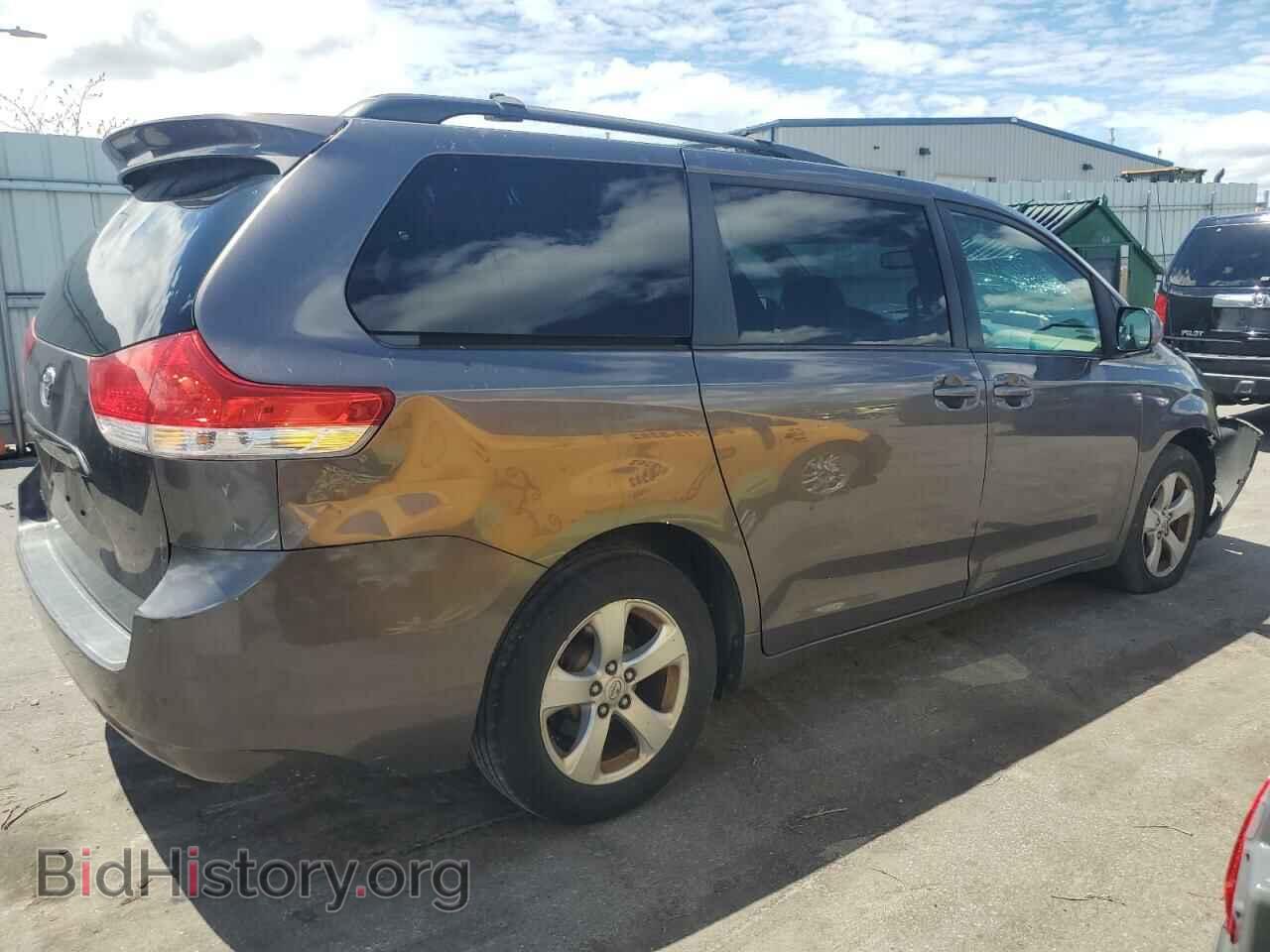 2012 TOYOTA All Models - VIN: 5TDKK3DC7CS226997 - Фото 3