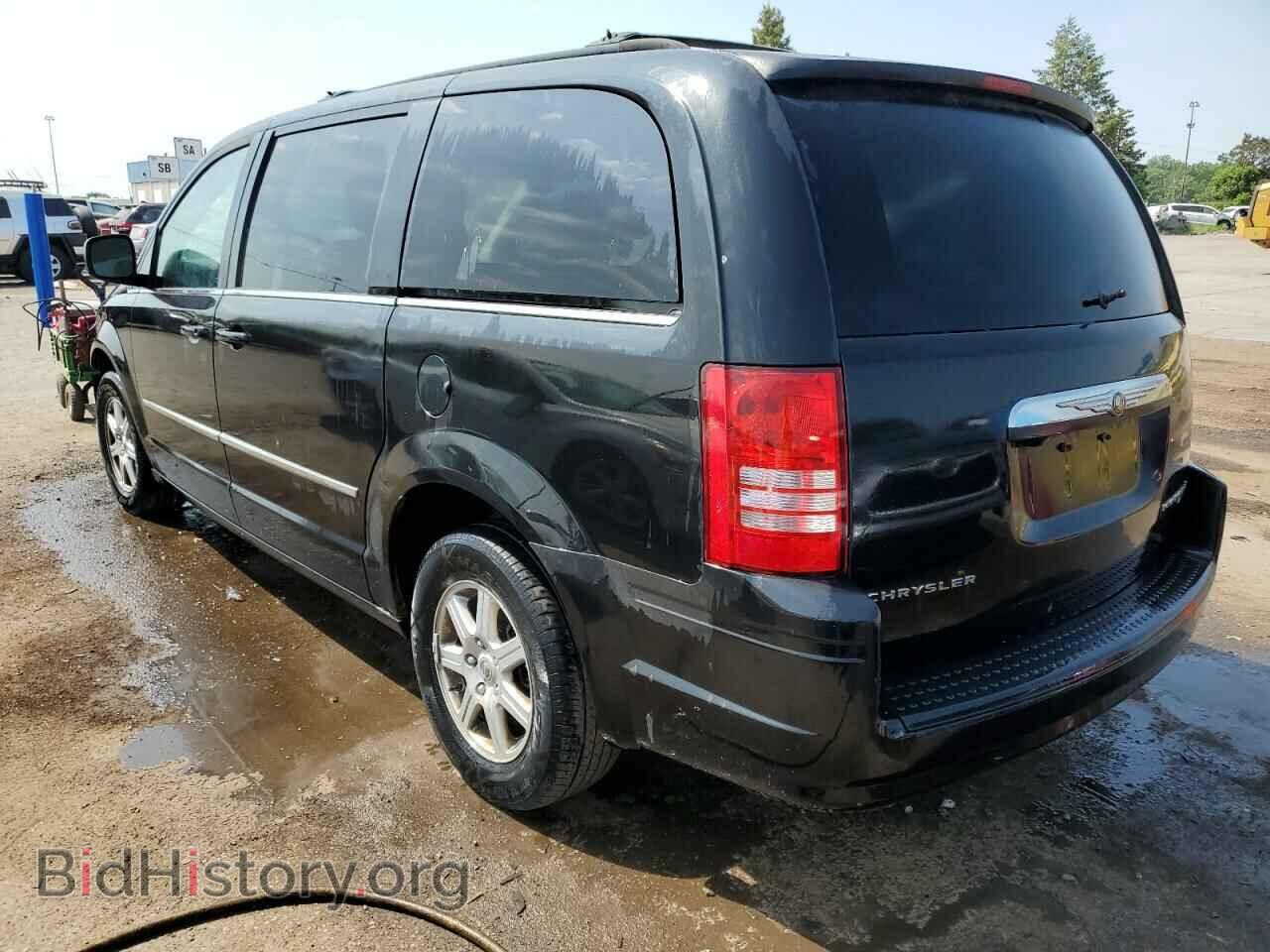 2010 CHRYSLER MINIVAN - VIN: 2A4RR5D11AR104849 - Photo 2