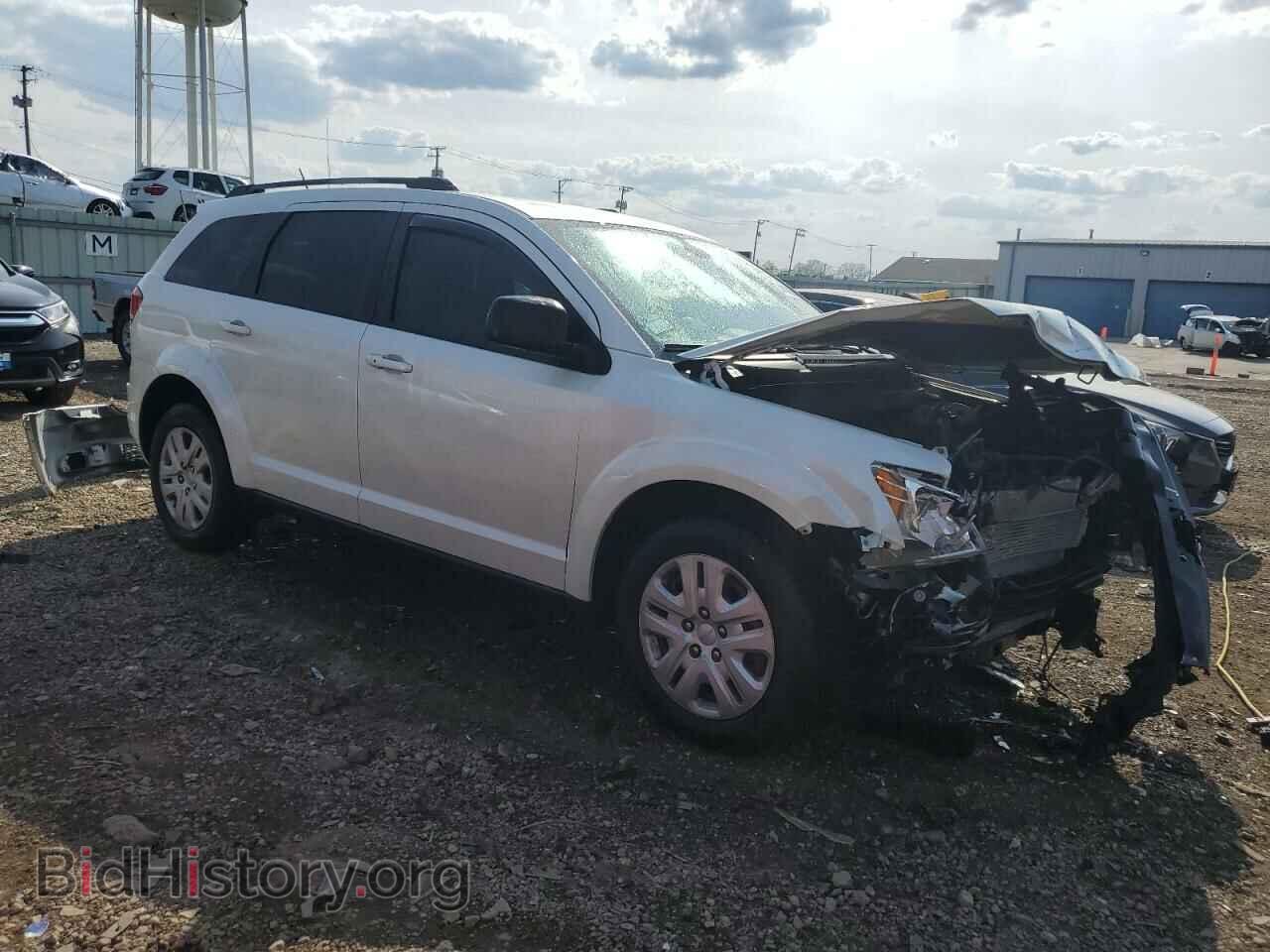 2018 DODGE JOURNEY - VIN: 3C4PDCAB2JT383075 - Фото 4